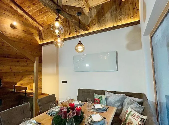 Brunn - Luxus Chalet Kirchberg in Tirol